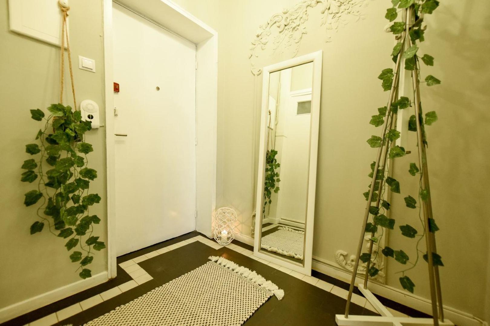Cozy Studio Overlooking The Old Town 布加勒斯特 外观 照片